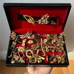 Vintage Estate Gold Jewelry Lot 45 Pcs Coro Sarah Coventry Wearable Chain Mixed